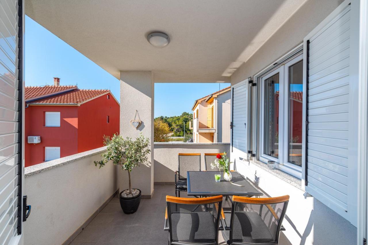 Apartamento House Of Dalmatia Pakoštane Exterior foto